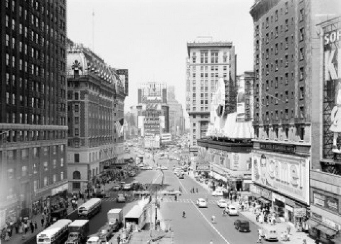 USA New York State New York City Times Square Canvas Art - (18 x 24)