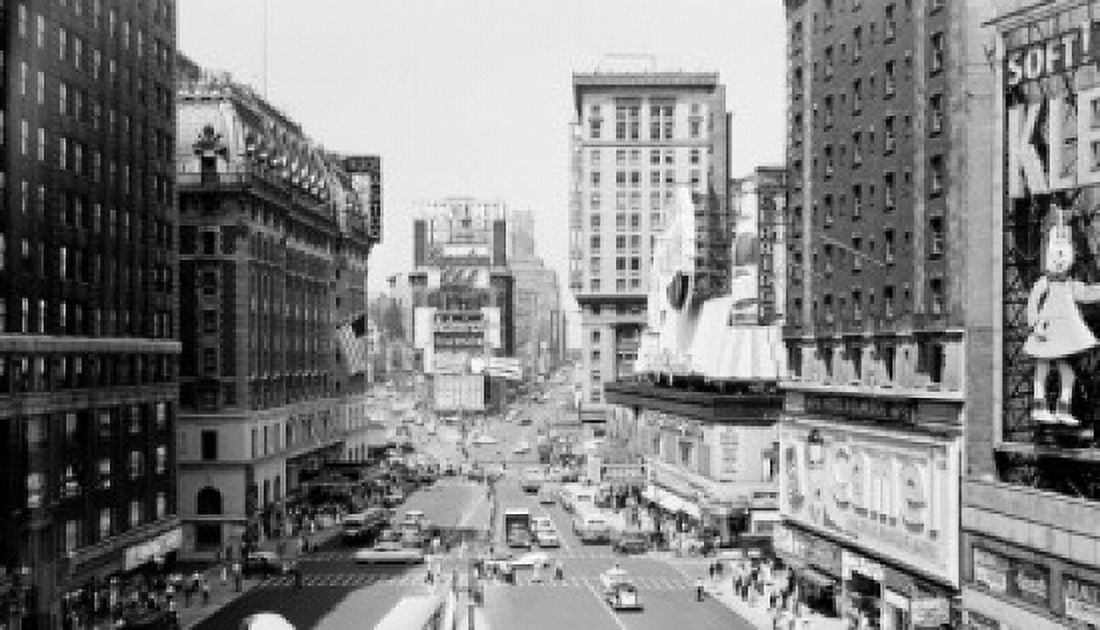 USA New York State New York City Times Square Canvas Art - (24 x 36)