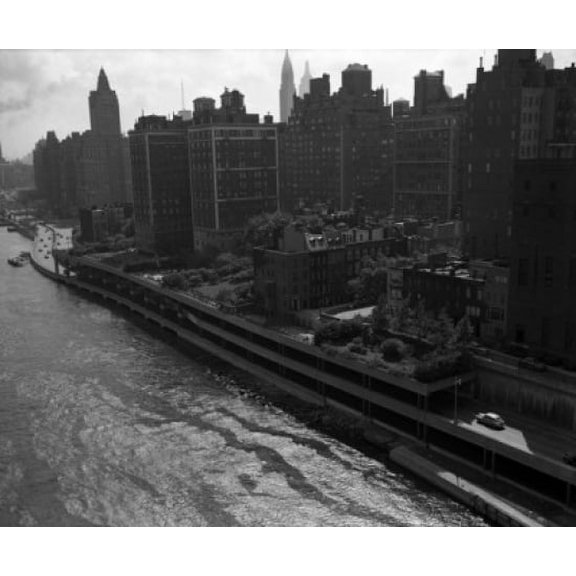 USA New York State New York city waterfront Canvas Art - (18 x 24)