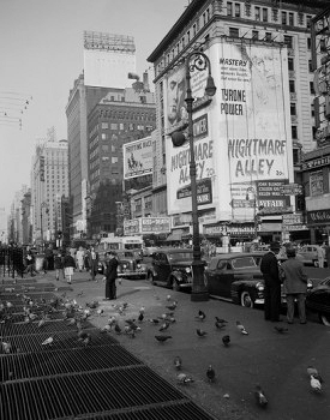 USA New York Times Square street scene Canvas Art -  (18 x 24)