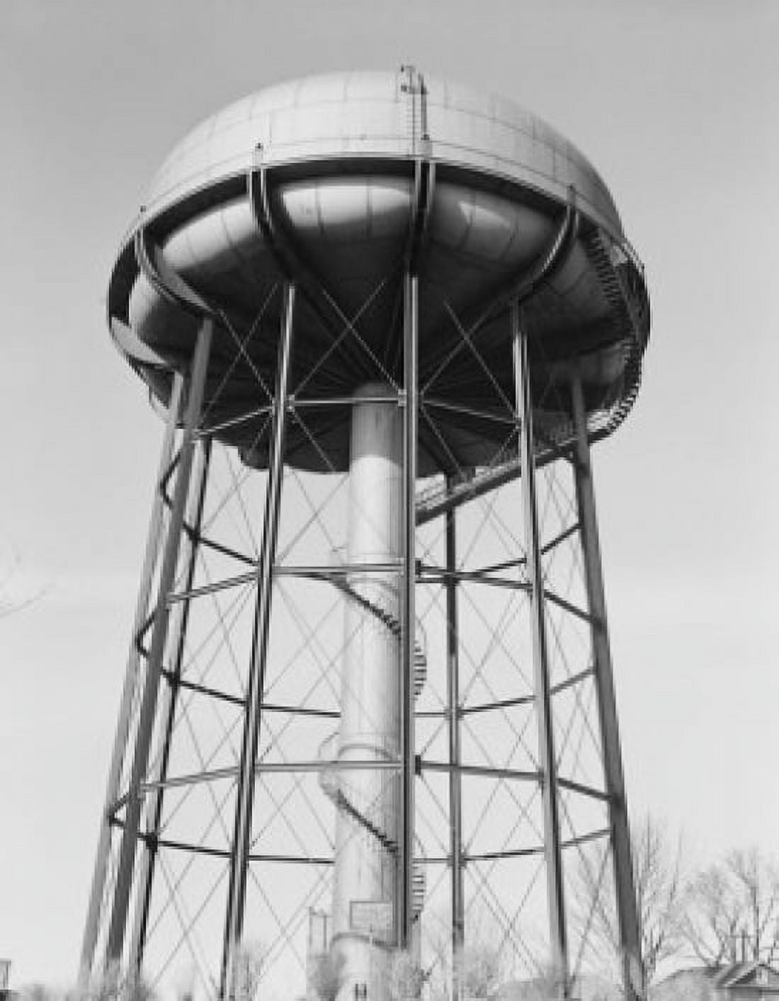 USA New York Yonkers Nodine Hill Memorial Park Water tower Canvas Art - (18 x 24)