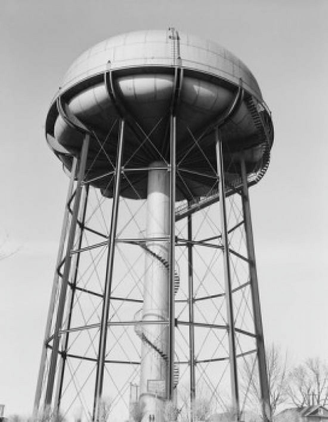 USA New York Yonkers Nodine Hill Memorial Park Water tower Canvas Art - (24 x 36)