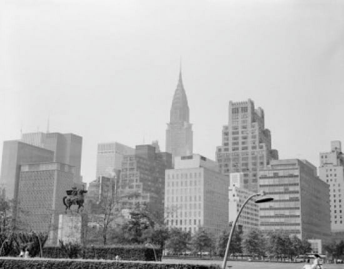 USA New York cityscape with monument Canvas Art - (24 x 36)