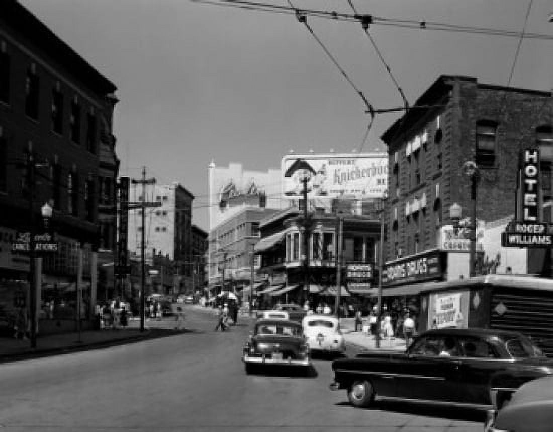 USA Rhode Island Pawtucke Street scene Canvas Art - (24 x 36)