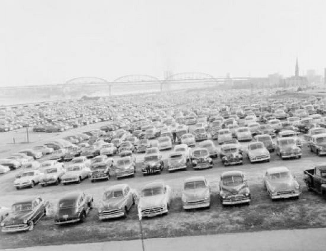 USA St Louis Large parking lot along Mississippi River MacArthur Bridge in the background Canvas Art - (18 x 24)