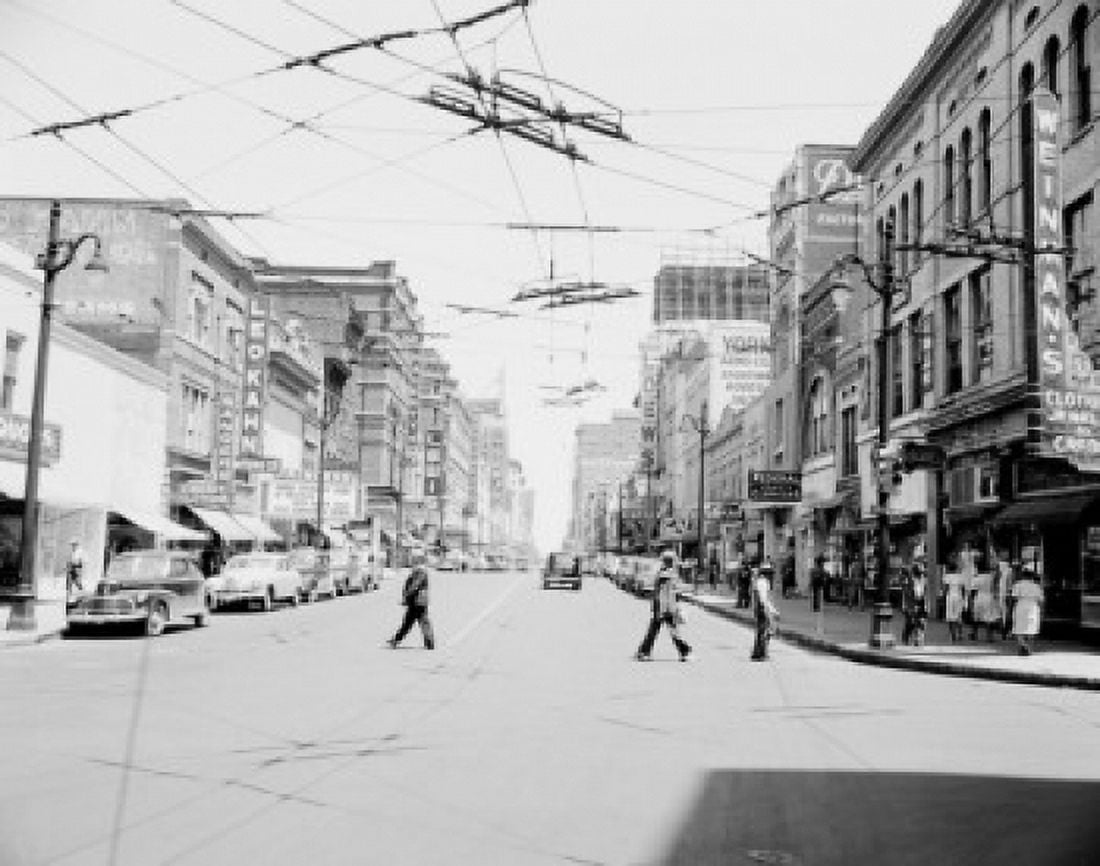 USA Tennessee Memphis South Main Street Canvas Art - (18 x 24)