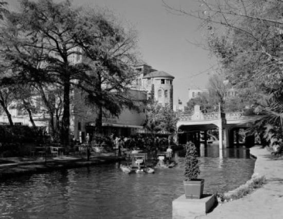 USA Texas San Antonio River Canvas Art - (18 x 24)