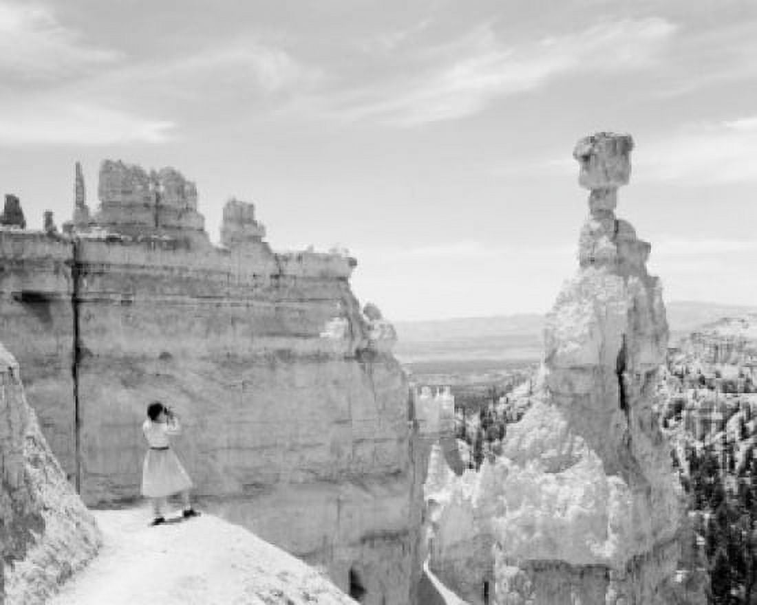 USA Utah Comanche Trail National Park Bryce Canyon Woman looking at view Canvas Art - (18 x 24)