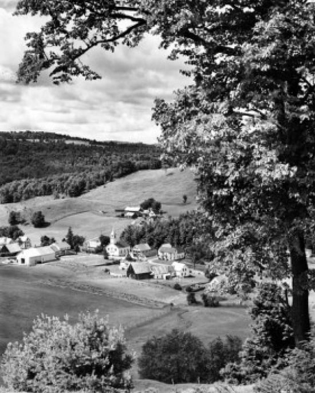 USA Vermont East Corinth Houses on landscape Canvas Art - (18 x 24)