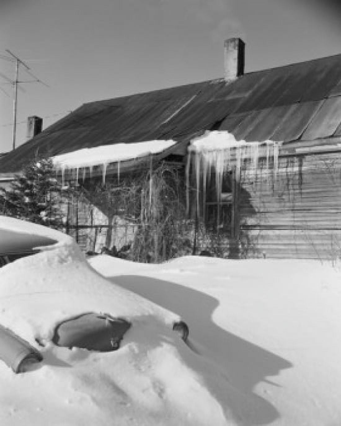 USA Vermont near Waits River winter farmhouse and icicles Canvas Art - (18 x 24)
