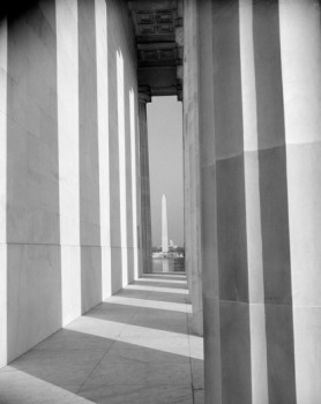 USA Washington DC Washington Monument from Lincoln Memorial Canvas Art - (18 x 24)