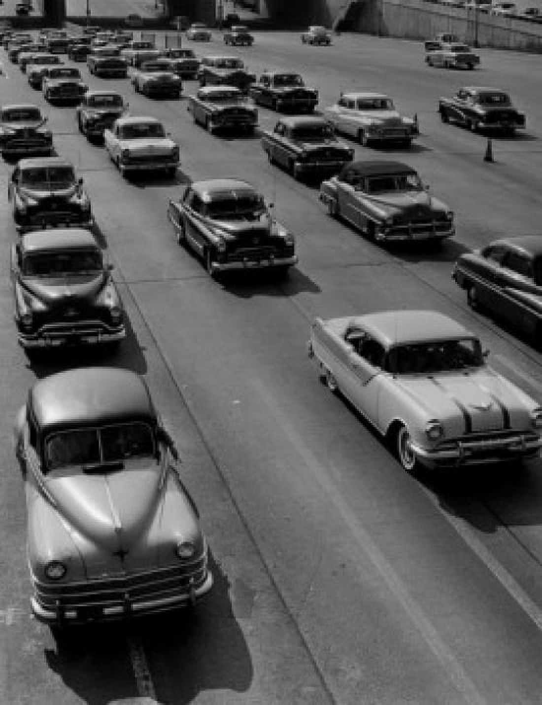 USA Washington Heights traffic near George Washington Bridge Canvas Art - (18 x 24)
