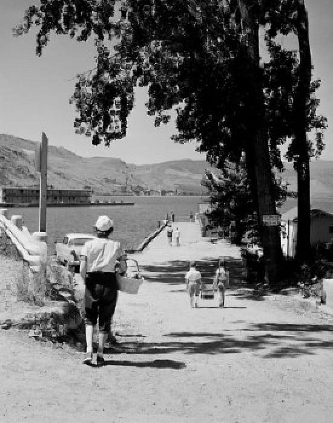 USA Washington State Lake Chelan resort area Canvas Art - (24 x 36)