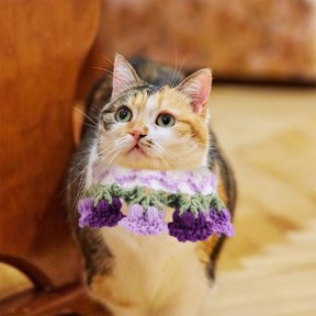 USHOBE 2Pcs Crochet Pet Collar with Bell Flower Knit Soft Scarf Bib for Dog and Cat Photo Props