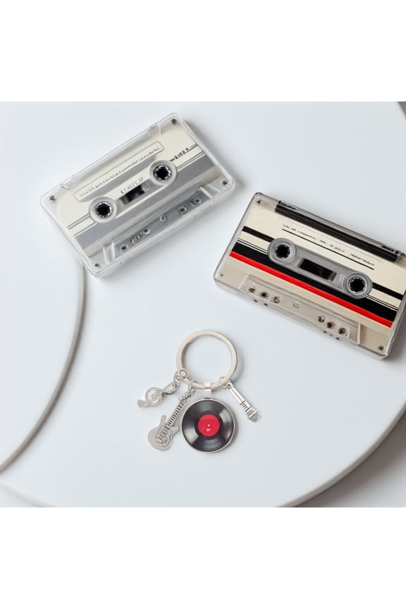 3-Piece Metal Music Keychain Set with Retro Vinyl Record, Guitar & Microphone Charms for Stylish Accessories
