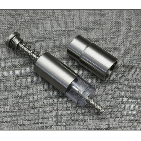 USHOBE Silver Cylindrical Pepper Mill 1Pack for Home Kitchens with Grinding and Manual Press Functions