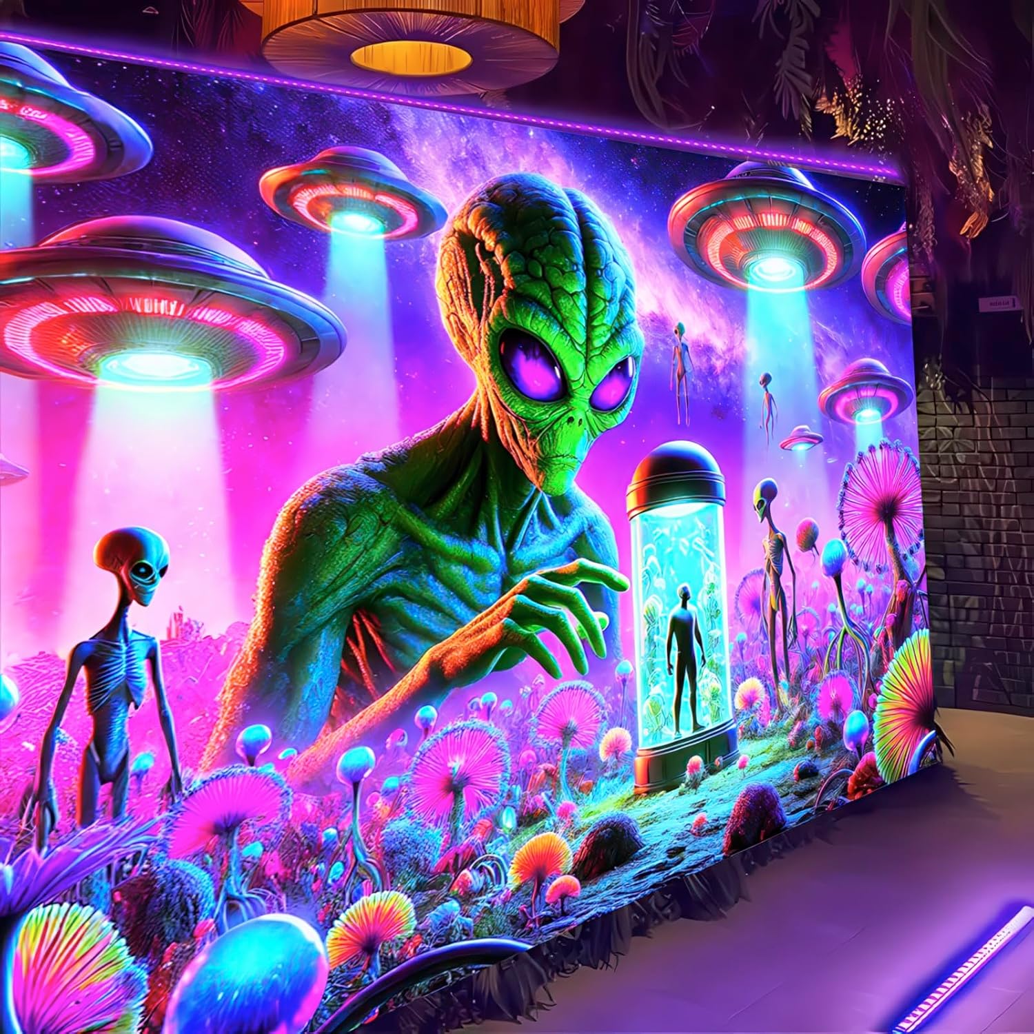 UV Reactive Alien Abduction Wall Tapestry Blacklight Design 78"x51 ...
