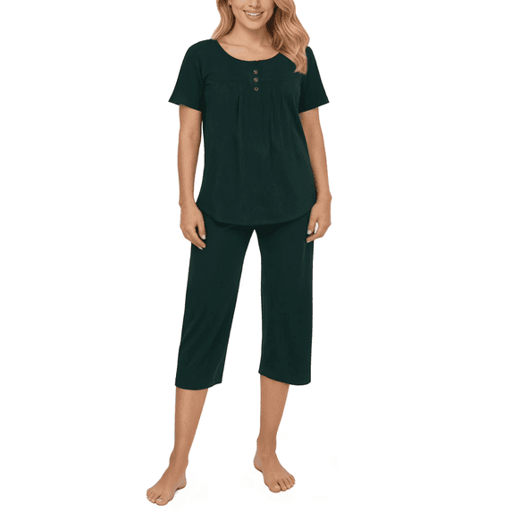 UVN Womens Pajama Sets Short Sleeve Crewneck Tops and Capri Pant Lounge Set Ladies Pjs Sleepwear Loungewear 2 Piece Outfit