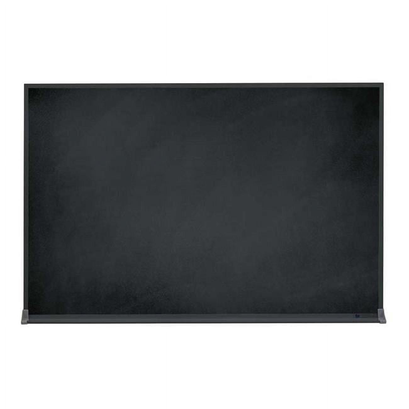UVP Black chalkboard 36' x 24' with Black aluminum frame