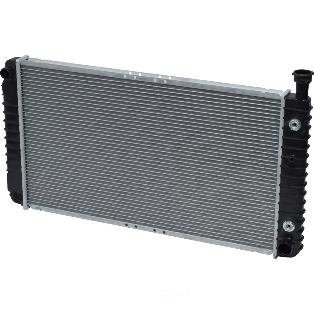 Uac Ra 2044C Radiator Fits select: 2002 CHEVROLET EXPRESS G3500, 2001 CHEVROLET EXPRESS CUTAWAY