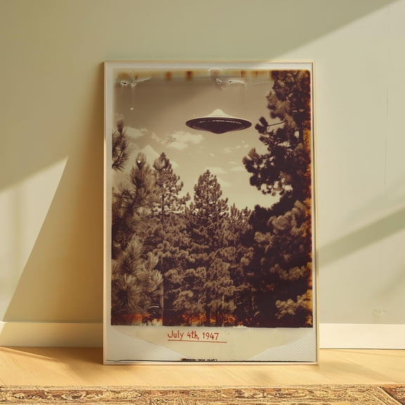 Ufo Photo Sci Fi Art, Vintage Alien Poster, Unframed Paper Poster 11x14in
