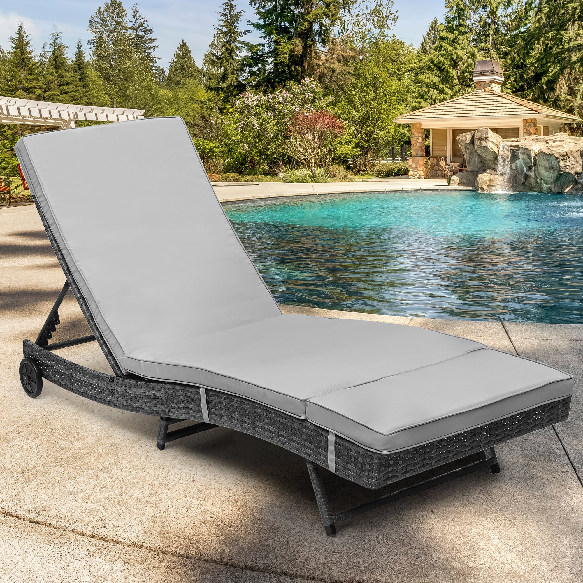 Uforic Outdoor PE Rattan Pool Lounge Chair with Adjustable Backrest ...