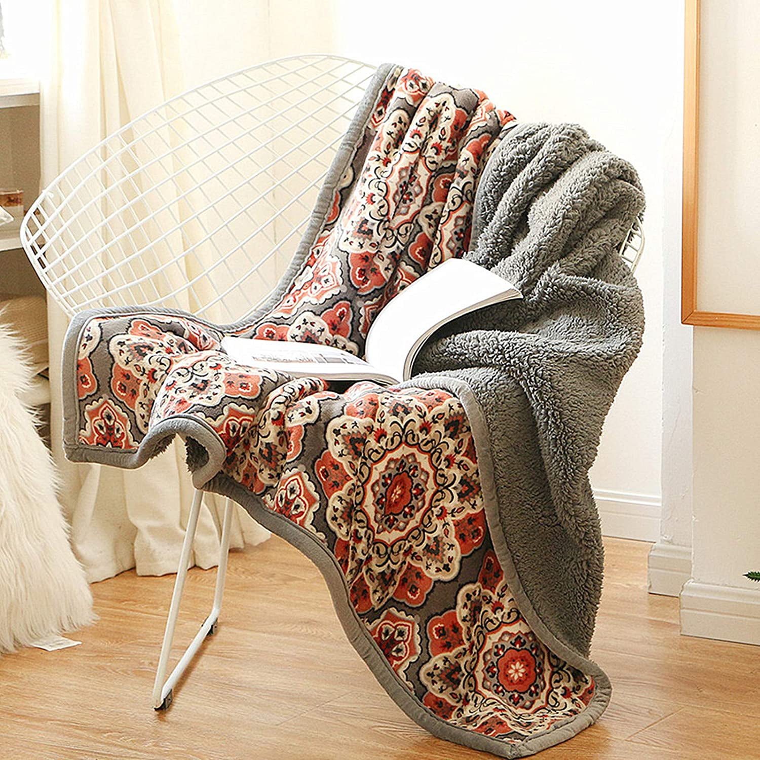 Ukeler Flannel Sherpa Throw 60 x 80 Cute Floral Design Soft Plush Flannel Blanket Throws for Bed Couch Sofa Office Camping Walmart