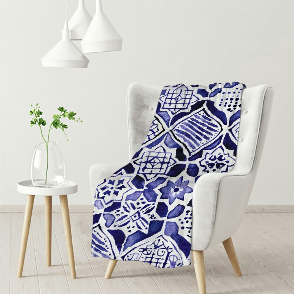 Ullo0ord Throw Blanket, Portuguese Tile Design Traditional Azulejo Retro Style Mosaic, Flannel