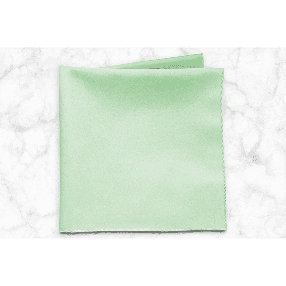 Ultimate Textile (10 Dozen) 17 x 17-Inch Polyester Cloth Napkins - for Wedding, Restaurant or Banquet use, Mint Light Green