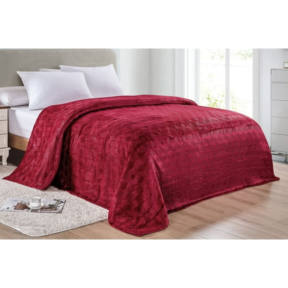 Ultra Plush By Décor&More King Size Chevron Arrow Jacquard Microplush Blanket (102" x 90") - Burgundy