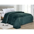 thumbnail image 1 of Ultra Plush By Décor&More Queen Size Chevron Arrow Jacquard Microplush Blanket (86" x 86") - Green, 1 of 4