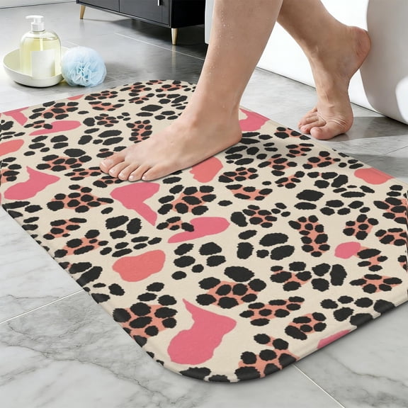 Ultra Soft Absorbent Bath Mat 20x31.5 Inch Fluid Smoke Aurora Art Style, Leopard Animal Print