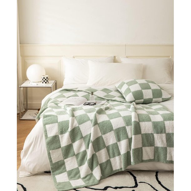 Ultra-Soft Buffalo Checkerboard Grid Fluffy Microfiber Knitted