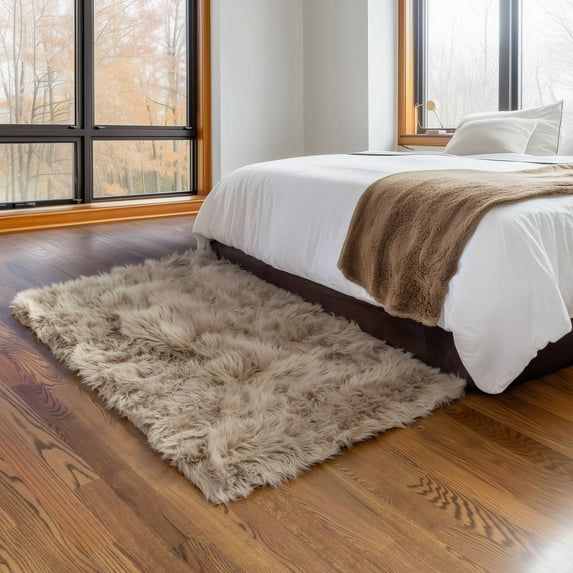 Ultra Soft Faux Sheepskin Fur Shag Rug Light Brown 4' X 6'