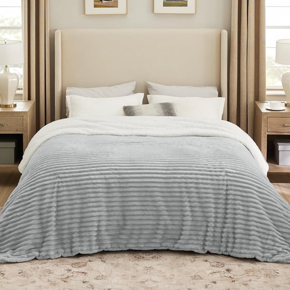 Ultra-Soft Grey Sherpa King Size Blanket - Cozy Fluffy Fleece Throw, 108x90 Inches