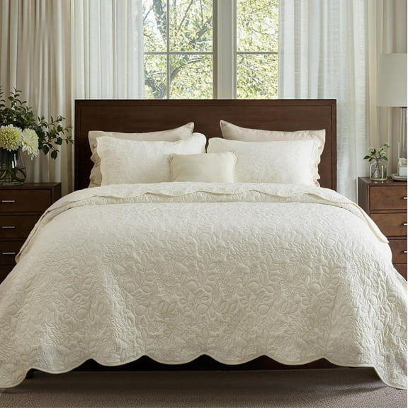Ultra Soft Pre-Washed Cloud-Like All-Season Lightweight Comforter with Leaf Design Coverlet in Cream Yellow King Size 106 x 96 Inches
