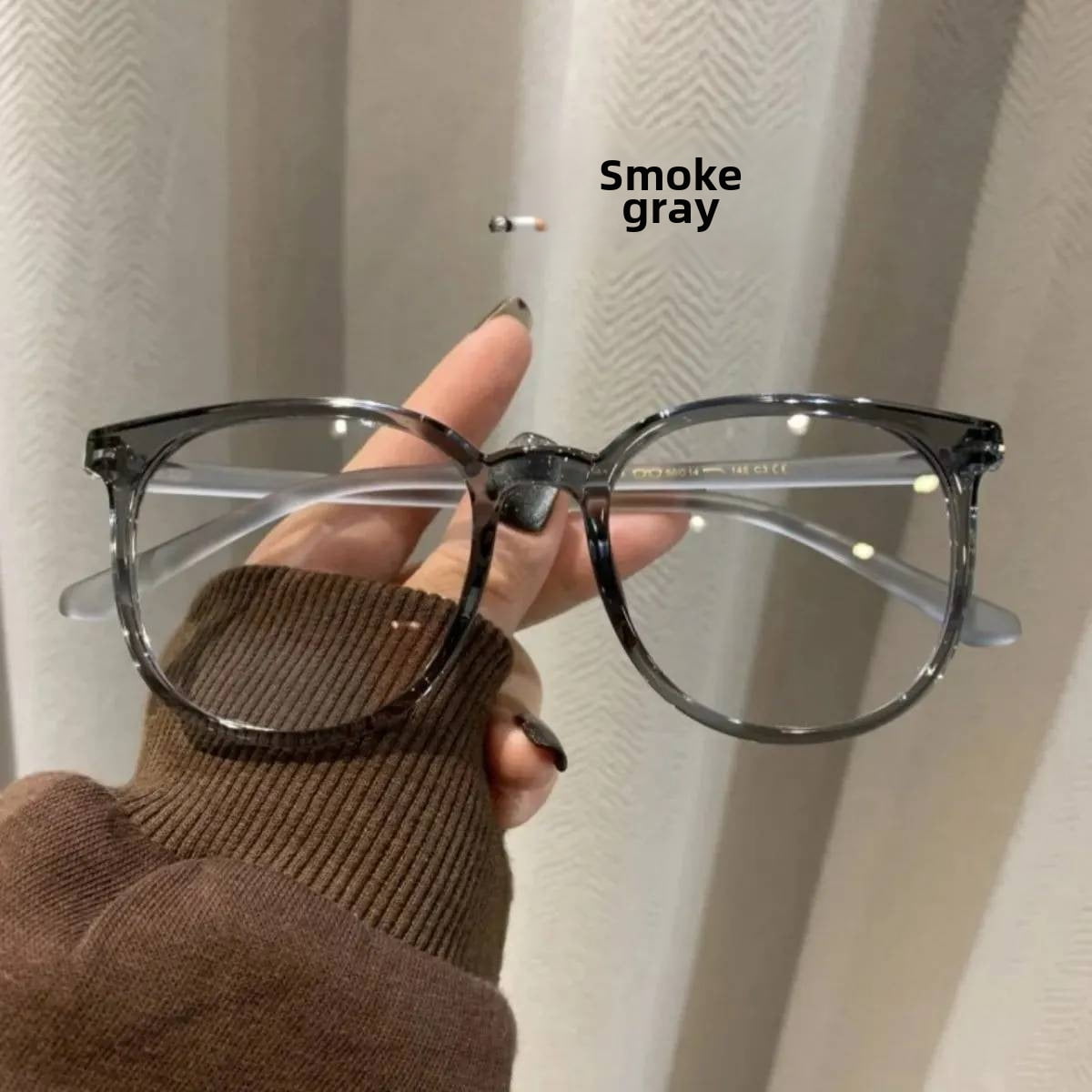 Ultra light large frame plain face myopia glasses frame for women, non prescription high-definition anti blue light flat lens