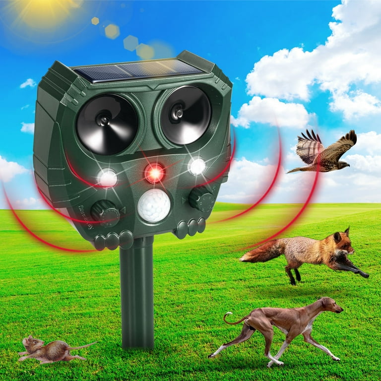 Ultrasonic Animal Repeller Solar Animal Deterrent with Motion Sensor and Flashing Lights Outdoor Waterproof Farm Garden Yard Repellent for Cat Rodent