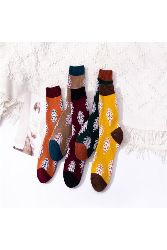 5-Pack Women's Cozy Botanical Leaf Pattern Crew Socks Soft Knit Mid-Calf Socks with Colorful Contrast Color Details Perfect for Casual Wear and Weekend Getaways