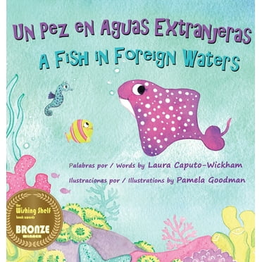 Un Pez en Aguas Extranjeras, un Libro de Cumpleaños en Español e Inglés (Hardcover)(Large Print)