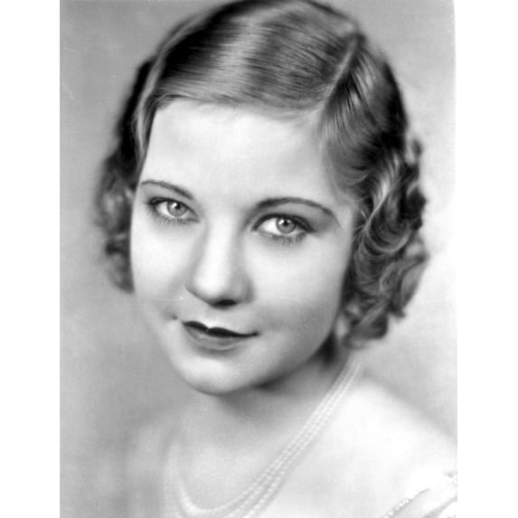 Una Merkel Portrait Photo Print (8 x 10)