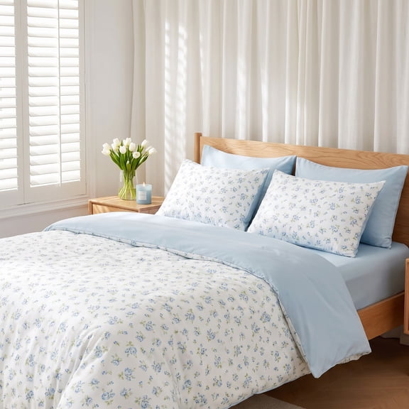 Unbranded Wake In Cloud - Floral Comforter Set, Coquette Cottagecore Aesthetic Flower Shabby Chic Pattern for Women Teen Girls, Soft Lightweight Bedding, 3 Pieces, White Blue, Queen Size
