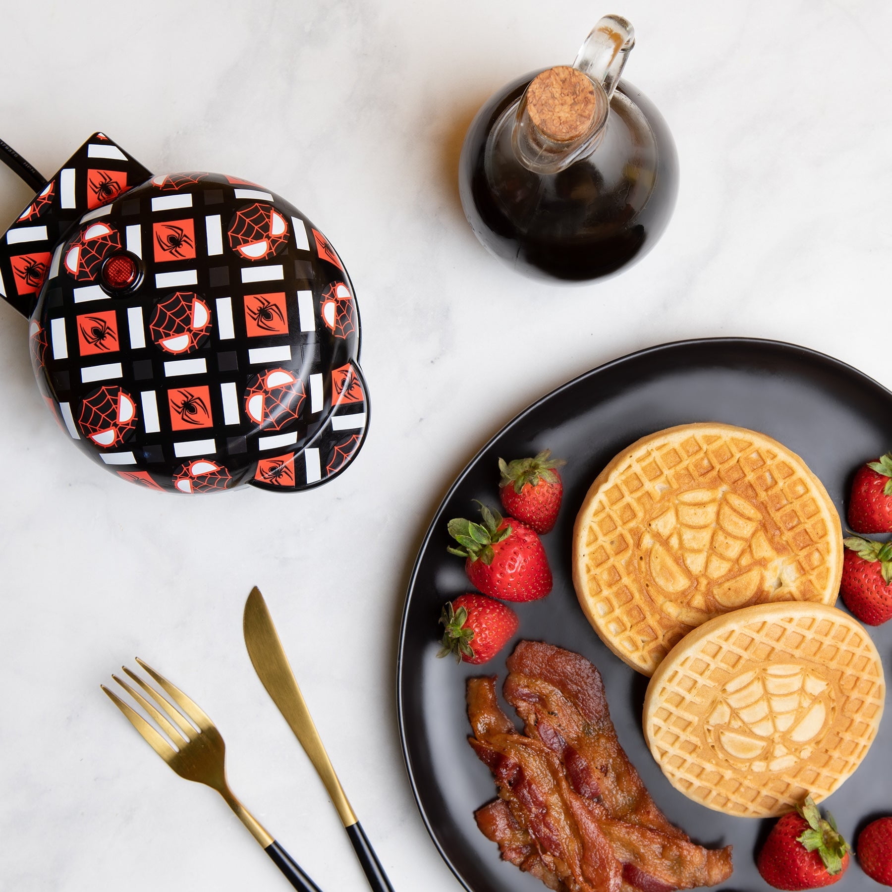 Uncanny Brands Star Wars Mini Ewok Waffle Maker - Walmart.com