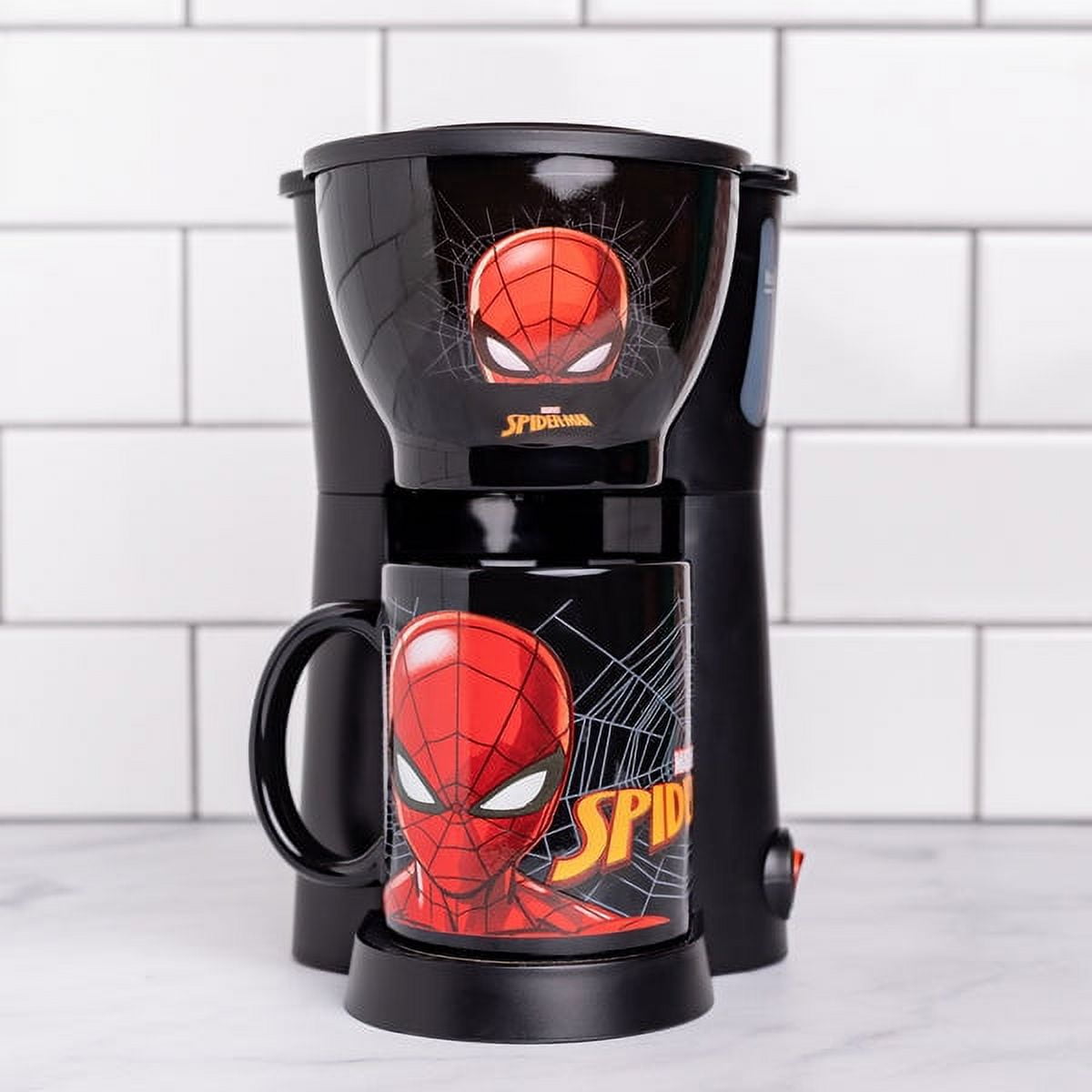 Uncanny Brands Marvel SpiderMan Coffee Maker Set
