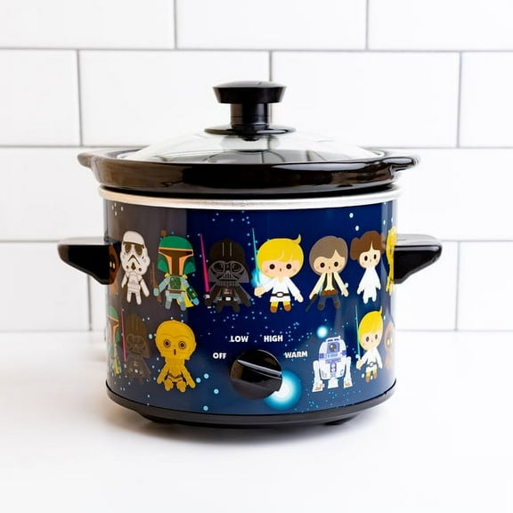 Uncanny Brands Star Wars 2-Qt Slow Cooker