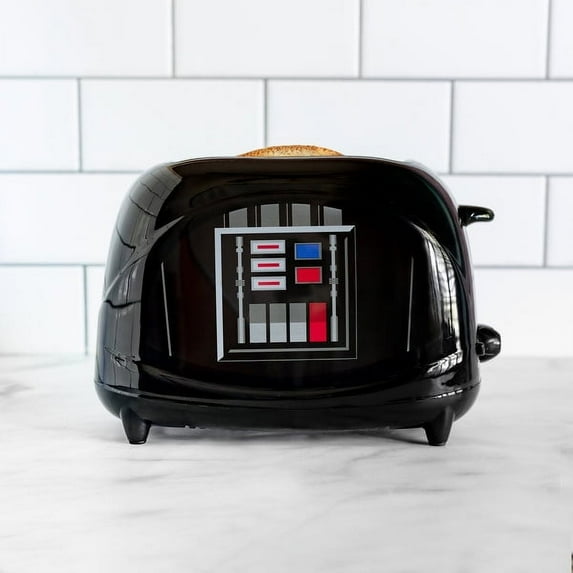 Uncanny Brands Star Wars Darth Vader Toaster