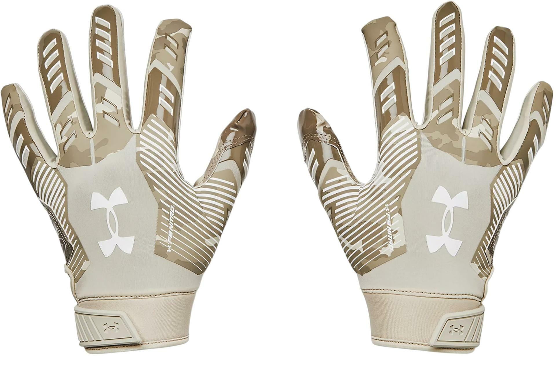 Under Armour Football Gloves in Football Gear & Equipment