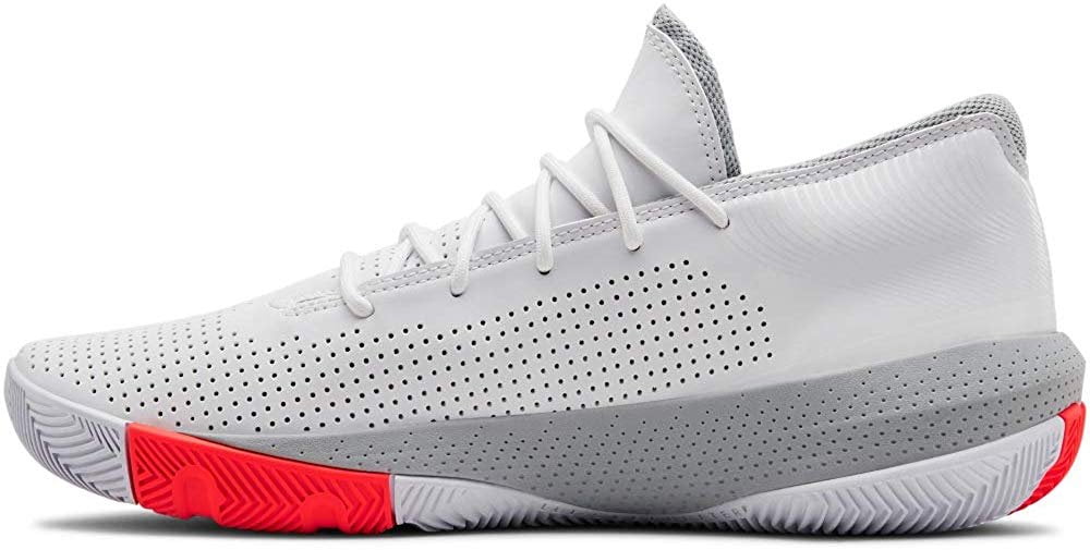 white sc basketball shoes