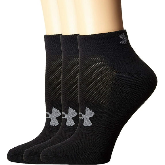 Under Armour Women's UA Heatgear? Low Cut 3-Pack Black Socks MD (Women's 9-11 Shoe)