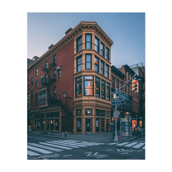 Union Square 04 - Manhattan New York Photography City Street Photography Architecture Cityscape Vintage Neon Sign Unframed Wall Art Print 6 x 8 inches